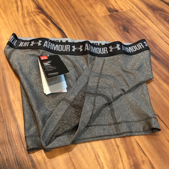 Under Armour Women's Compression 4" Shorts - Picture 4 of 8